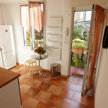 Alc - A523 - 4 Min Palais And Beaches Apartment Cannes